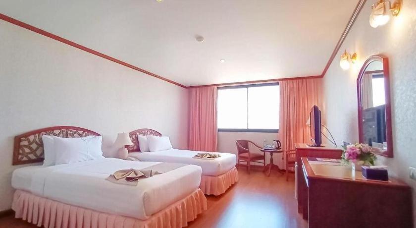 K.P. Grand Hotel Chanthaburi Exterior foto